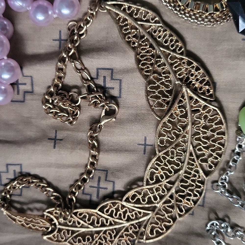 Lot Of Jewelry - Picture 4 of 7